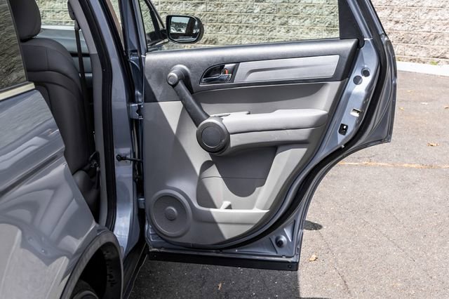 Used 2011 Honda CR-V LX image 16