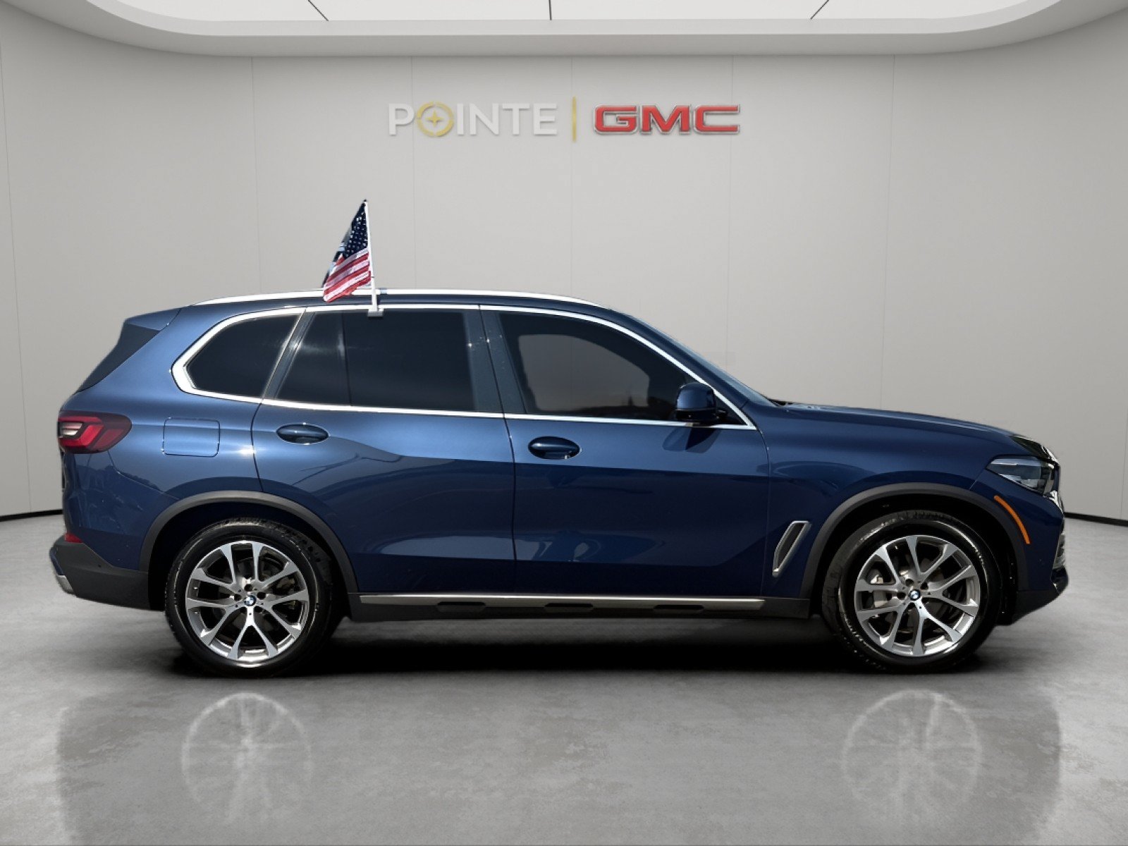 Used 2022 BMW X5 xDrive40i AWD/4WD image 6
