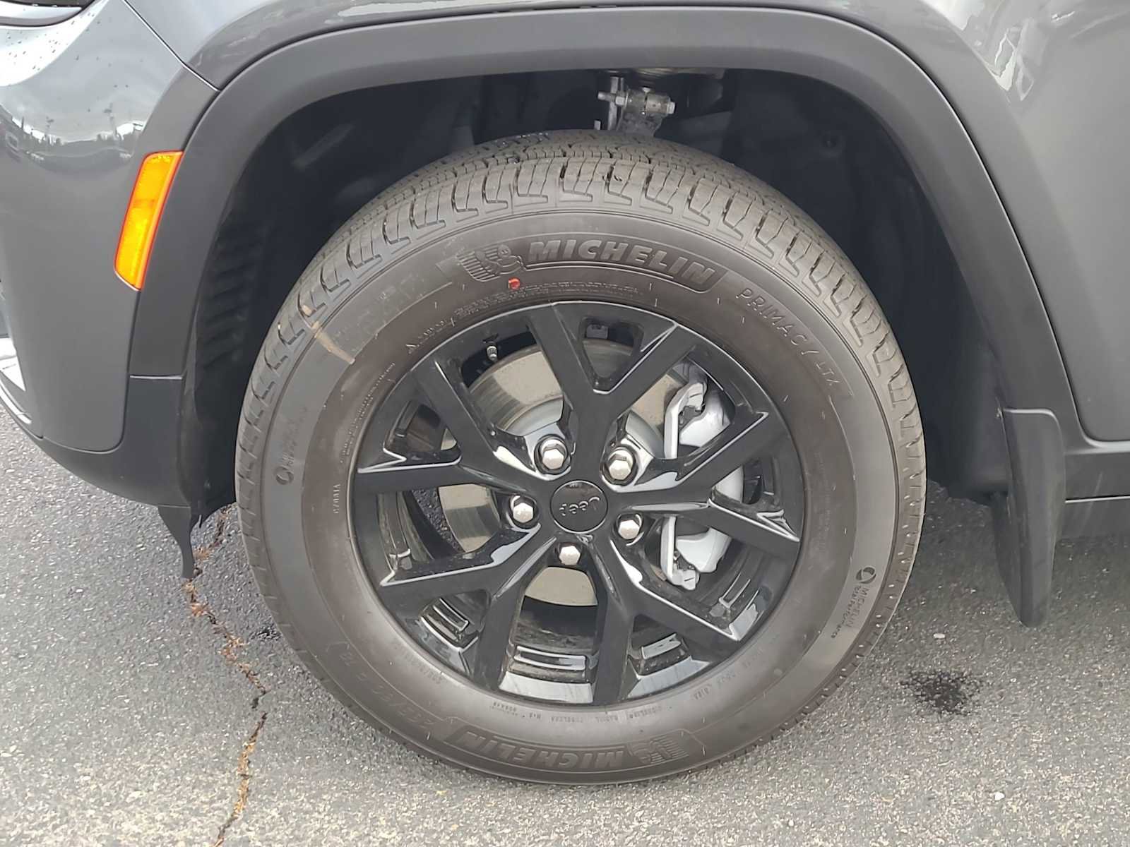 New 2026 Jeep Grand Cherokee Altitude AWD/4WD image 16