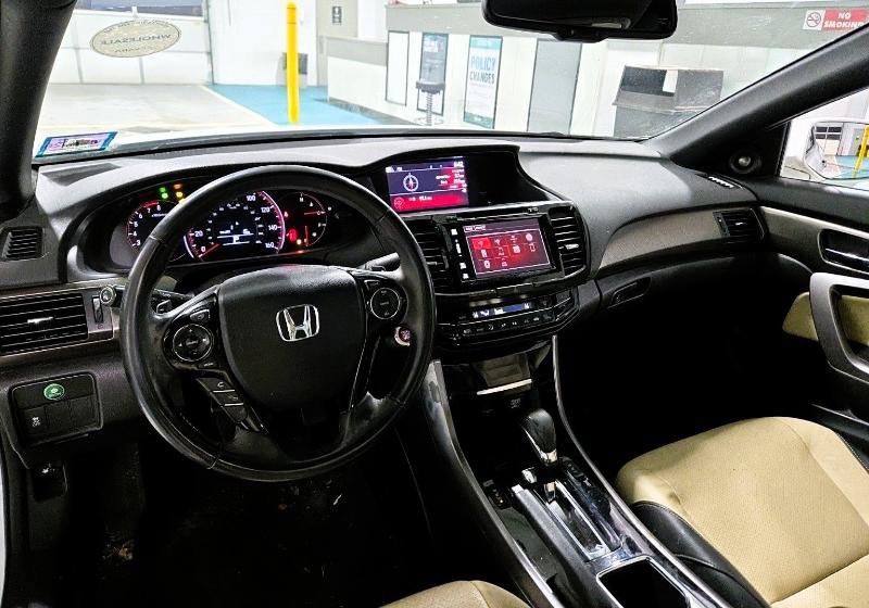 Used 2017 Honda Accord EX-L image 8