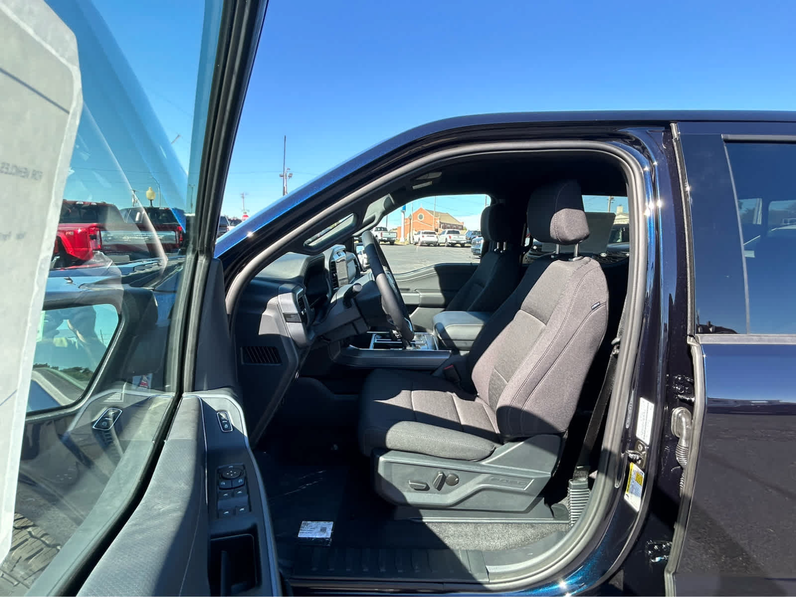 New 2026 Ford F150 XLT w/ Equipment Group 302A MID AWD/4WD image 11