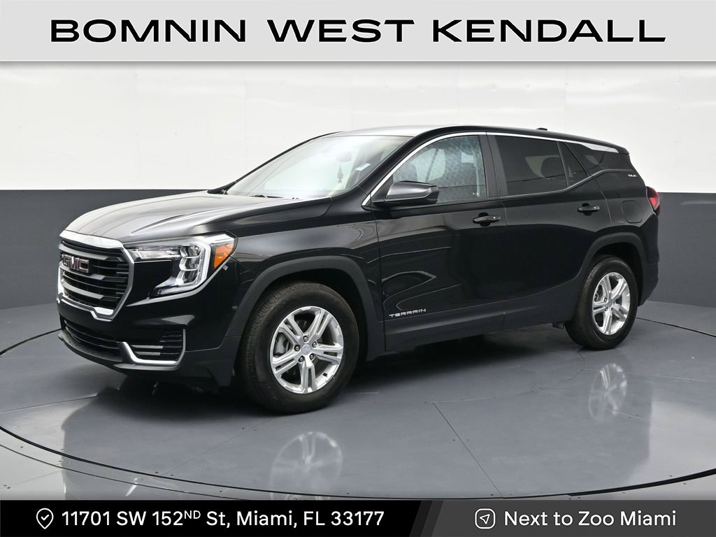 Used 2024 GMC Terrain SLE w/ Driver Convenience Package
