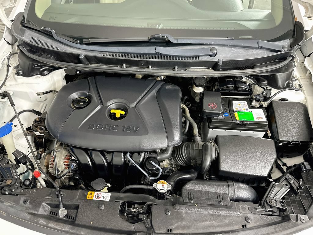 Used 2013 Hyundai Elantra GT w/ Style Pkg FWD image 28