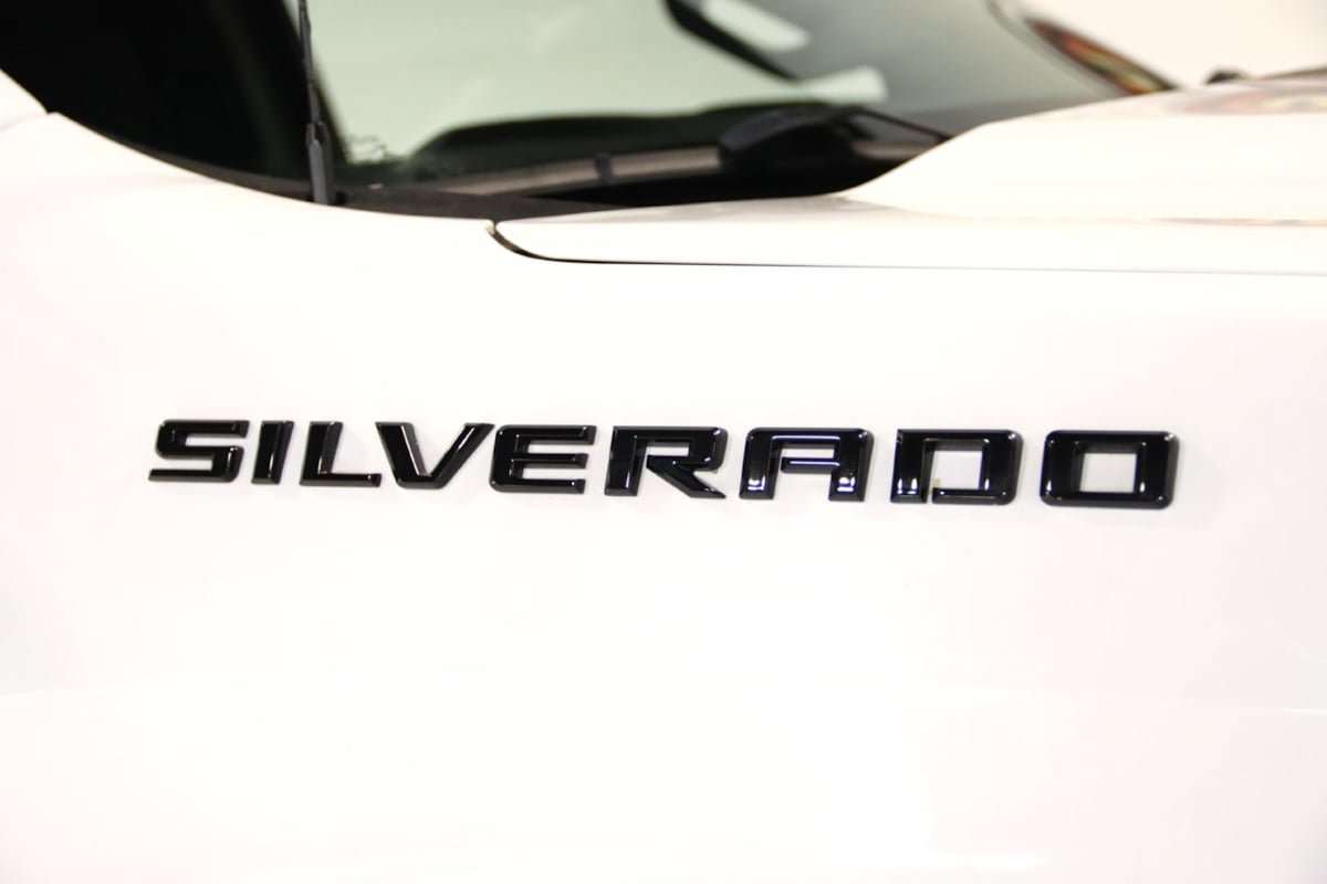 Used 2023 Chevrolet Silverado 1500 Custom w/ Rally Edition AWD/4WD image 17