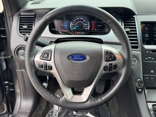 Used 2018 Ford Taurus SEL AWD/4WD image 19
