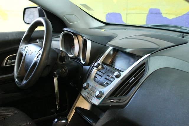 Used 2017 Chevrolet Equinox LS image 10