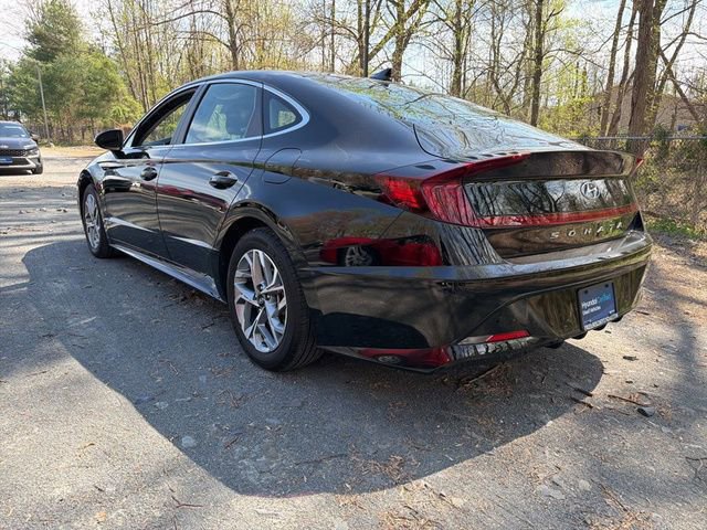 Certified 2023 Hyundai Sonata SEL w/ Convenience Package FWD image 4