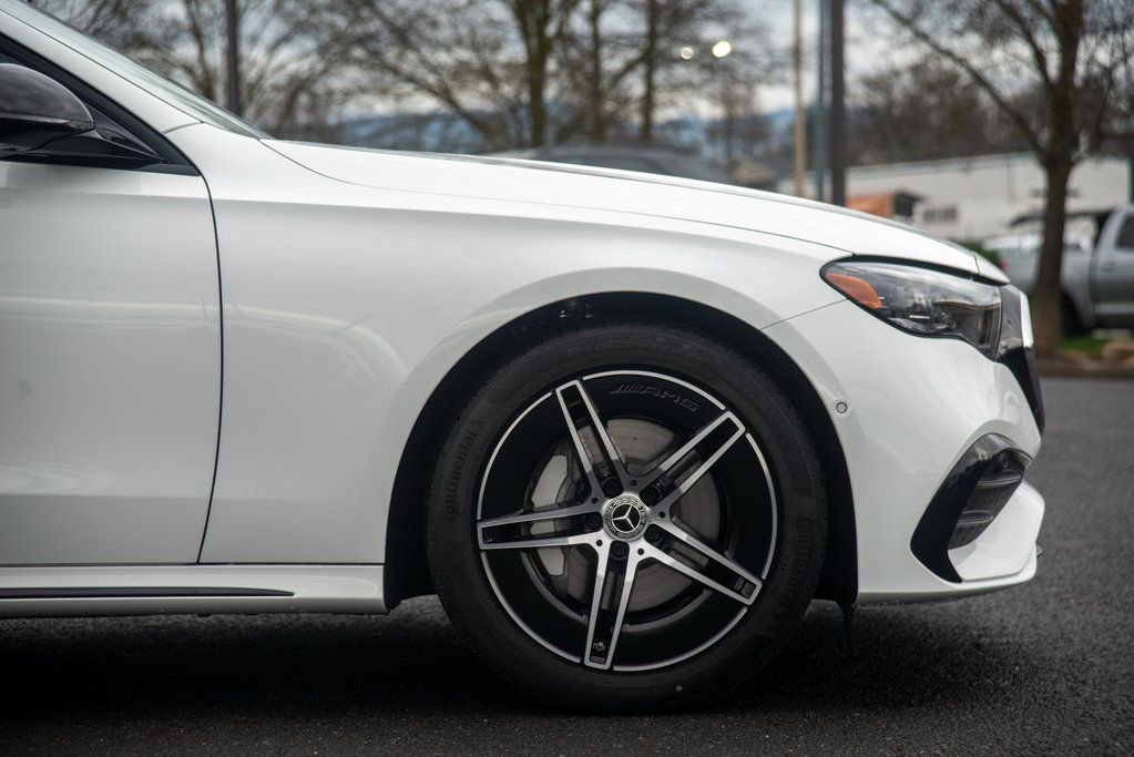 Certified 2025 Mercedes-Benz E 350 4MATIC Sedan image 11