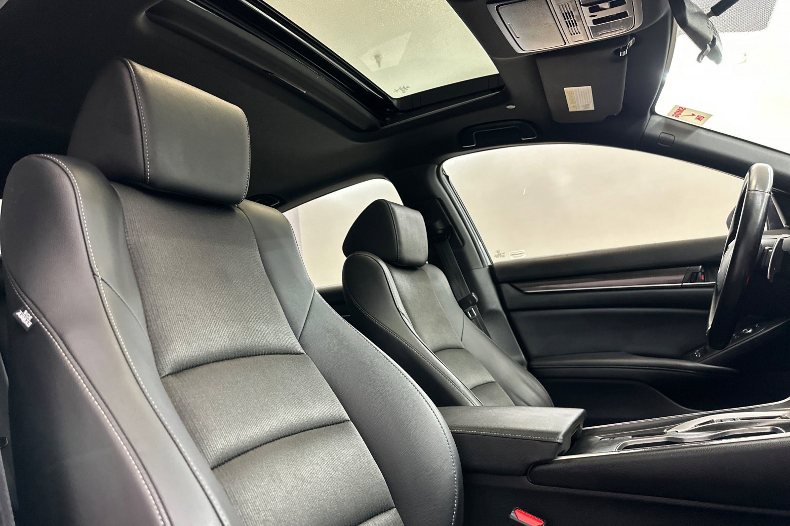 Used 2021 Honda Accord Sport image 30