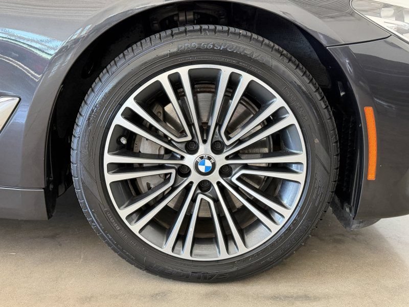 Used 2020 BMW 540i RWD image 10