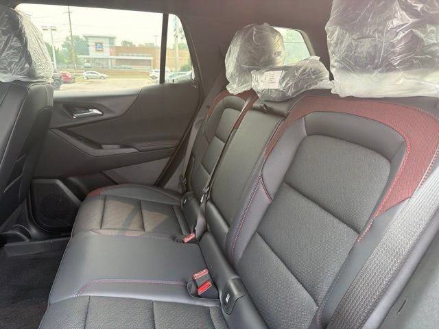 New 2027 Chevrolet Equinox RS w/ LPO, Floor Liner Package AWD/4WD image 14