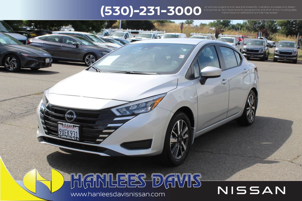 Used 2025 Nissan Versa SV w/ Trunk Package FWD image 3