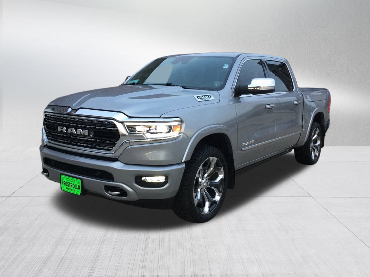 Used 2020 RAM 1500 Limited image 2
