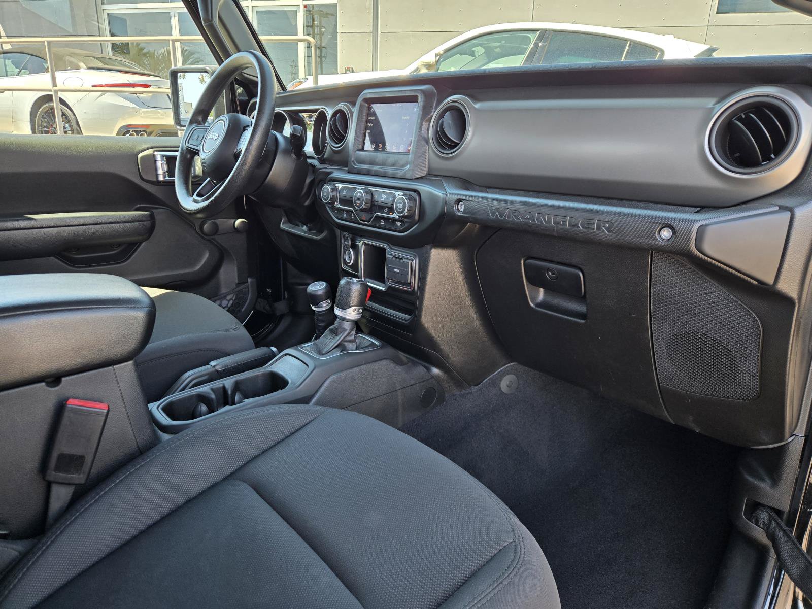 Used 2022 Jeep Wrangler Sport AWD/4WD image 28