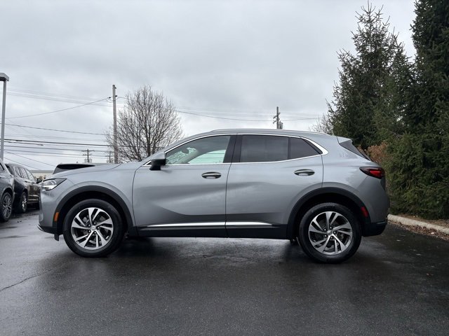 Used 2023 Buick Envision Essence image 2