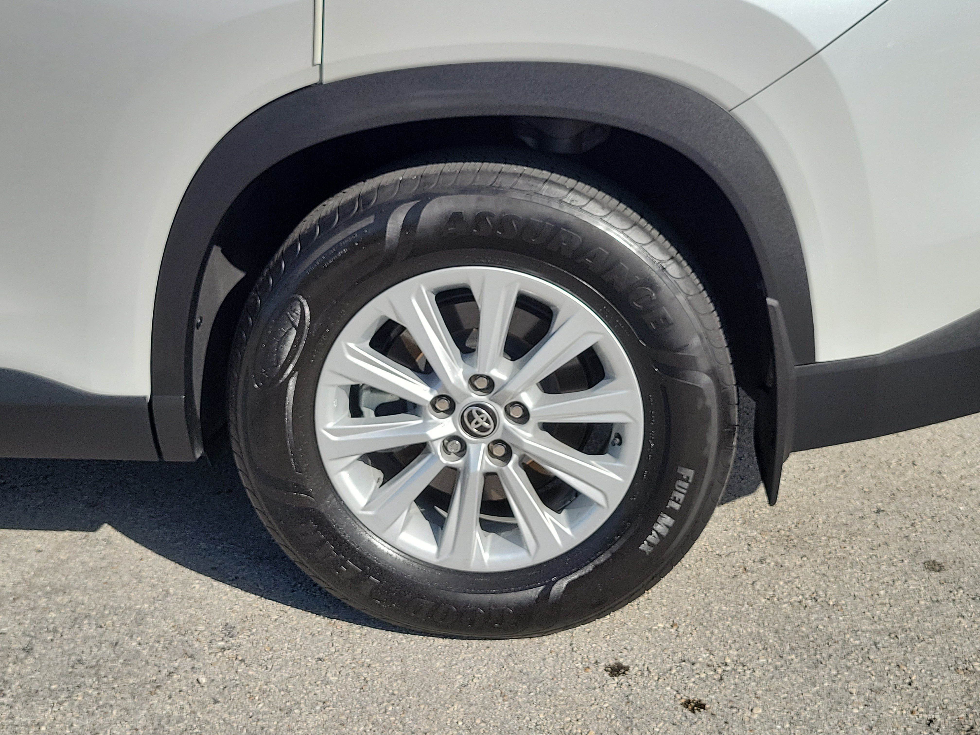 Used 2025 Toyota Grand Highlander AWD Hybrid image 28