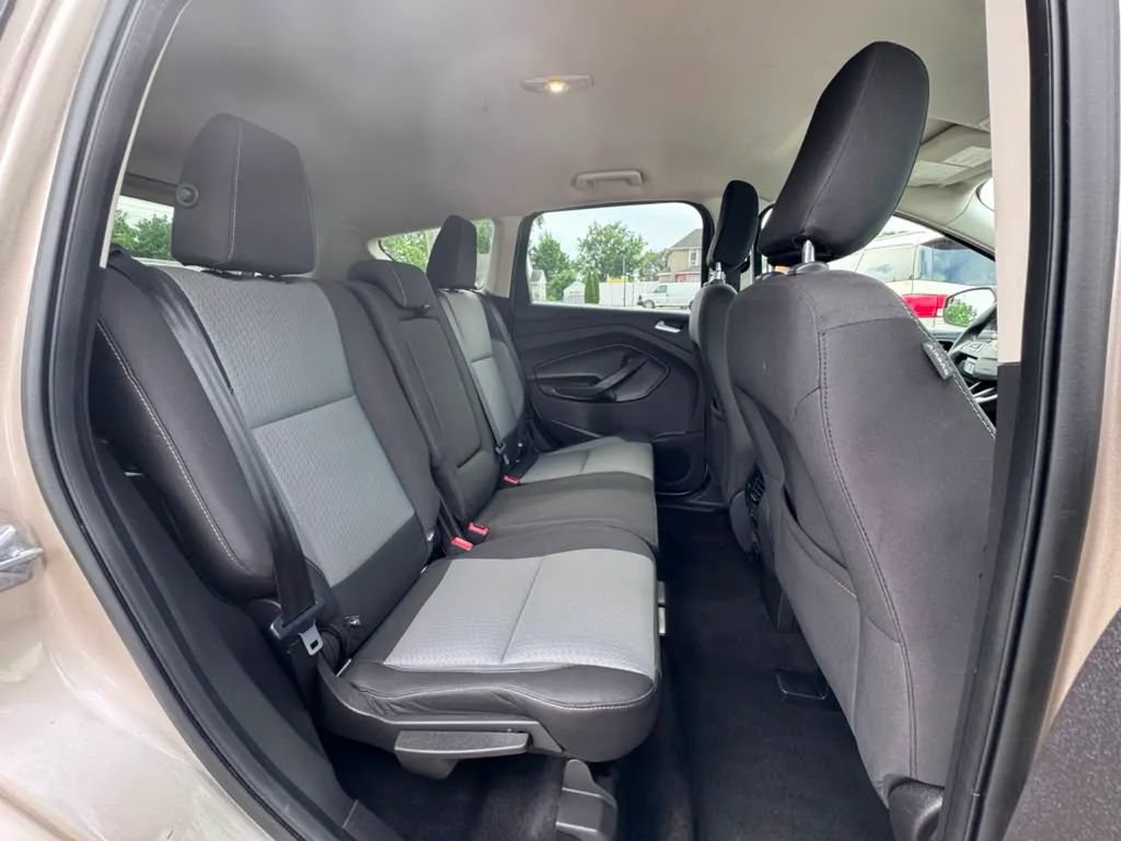 Used 2018 Ford Escape SE AWD/4WD image 10