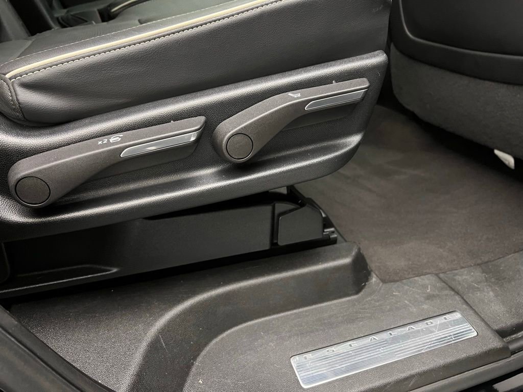 Used 2023 Cadillac Escalade Sport image 22