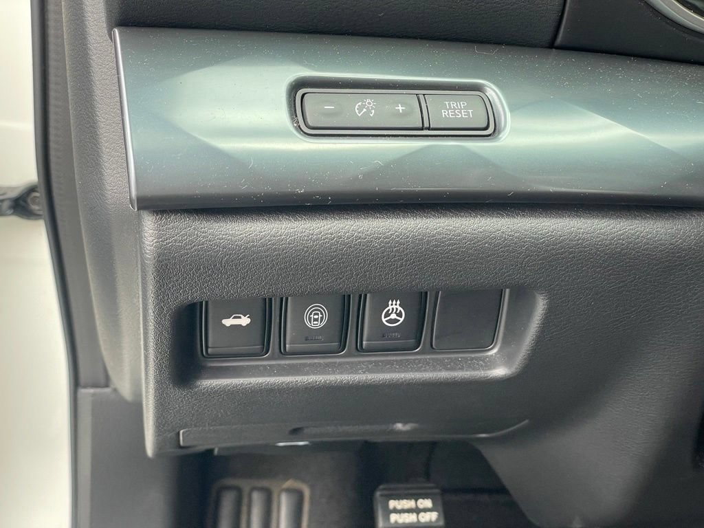 Certified 2023 Nissan Maxima SR w/ Sport Mat Group FWD image 18
