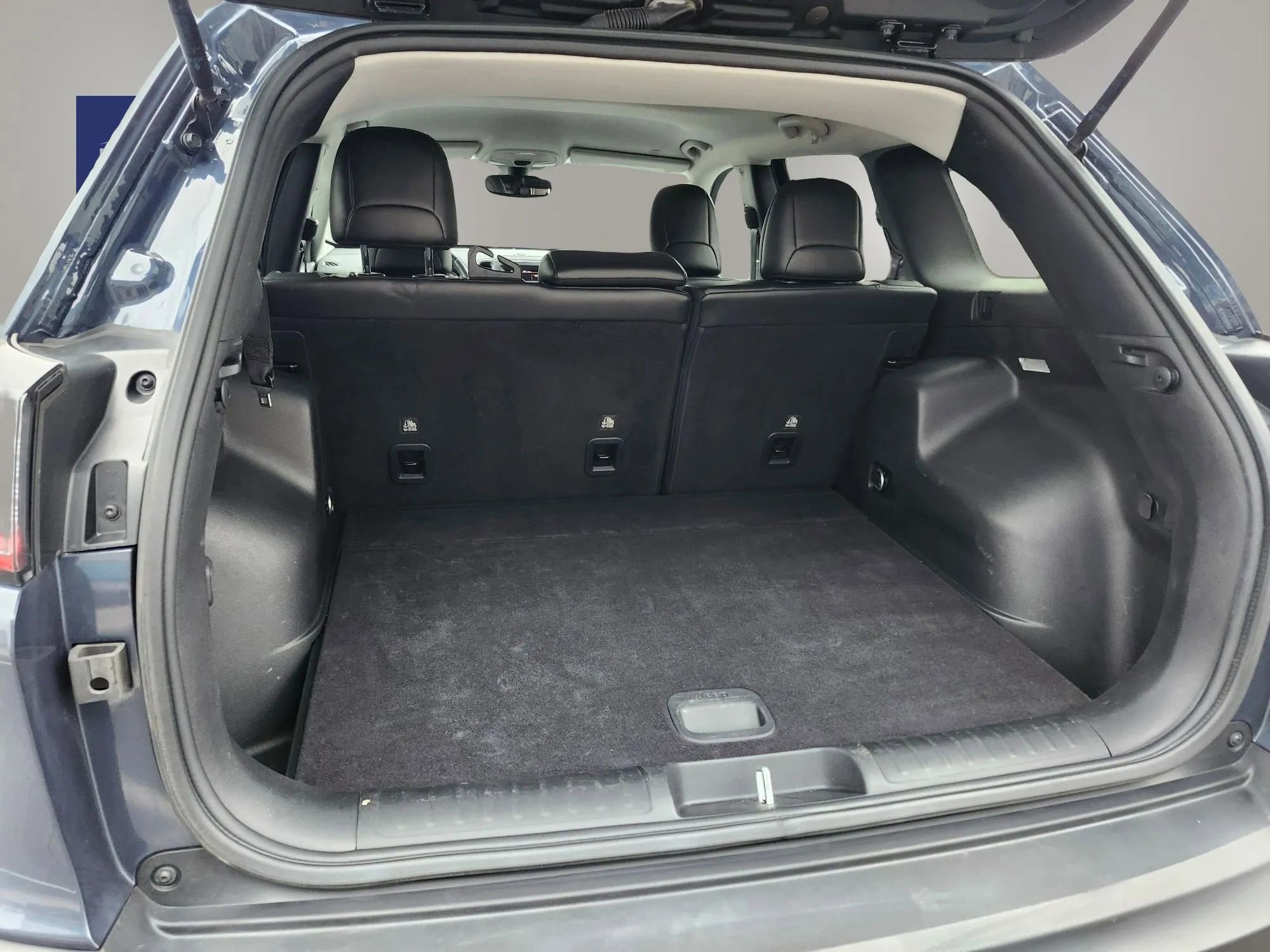 Used 2021 Jeep Cherokee Latitude Plus image 27