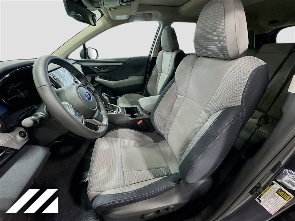 Used 2025 Subaru Outback Premium image 21