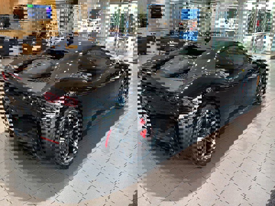 Used 2021 Ferrari SF90 Stradale image 5