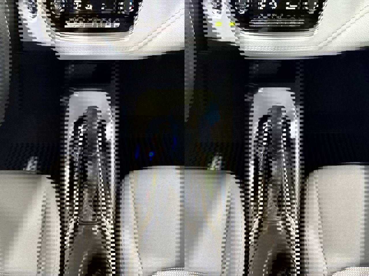 Certified 2024 Toyota Corolla SE image 21