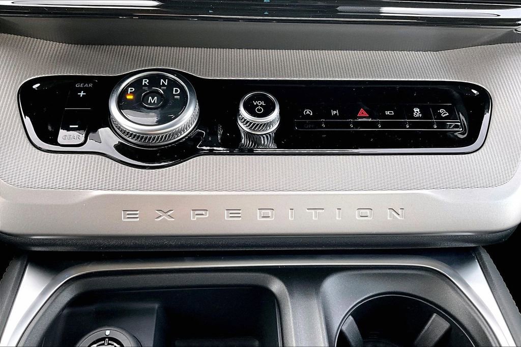 New 2025 Ford Expedition Max Active image 22