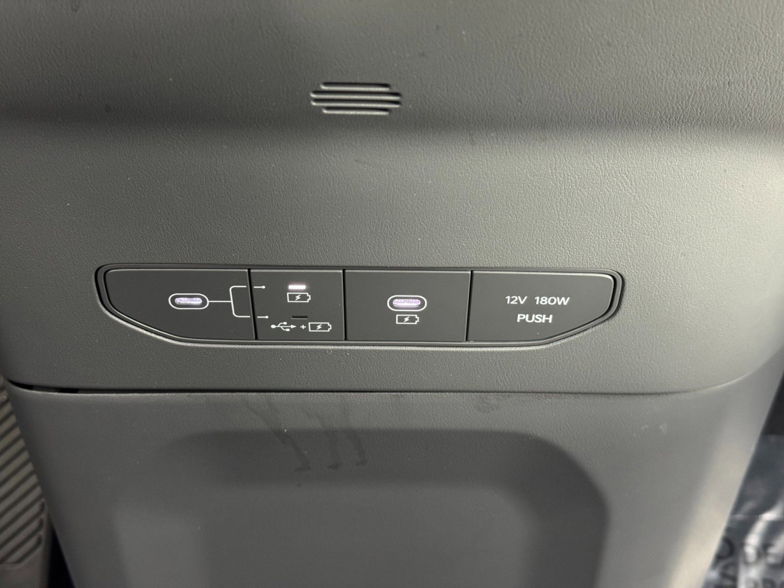 Used 2024 Kia EV9 Land image 37