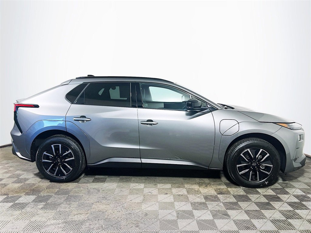 New 2026 Subaru Solterra Premium image 9