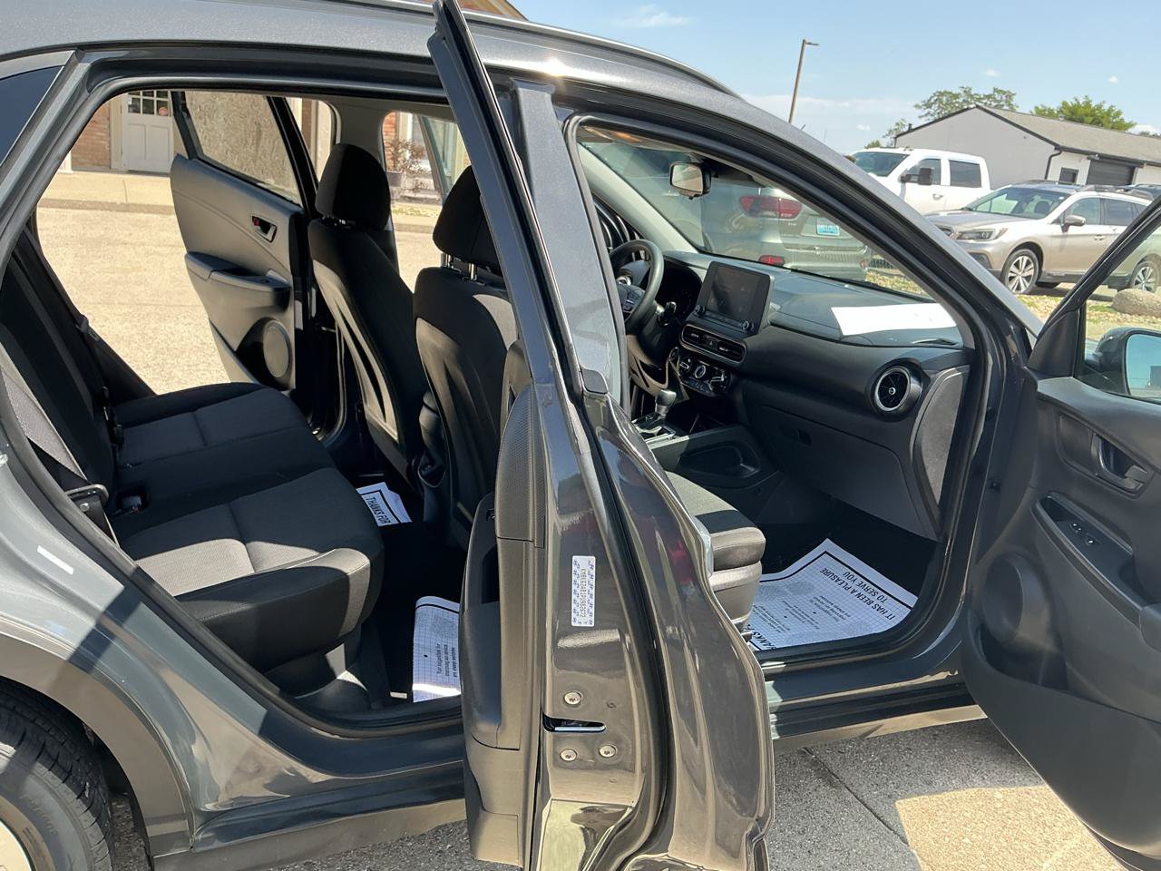 Used 2023 Hyundai Kona SEL FWD image 19