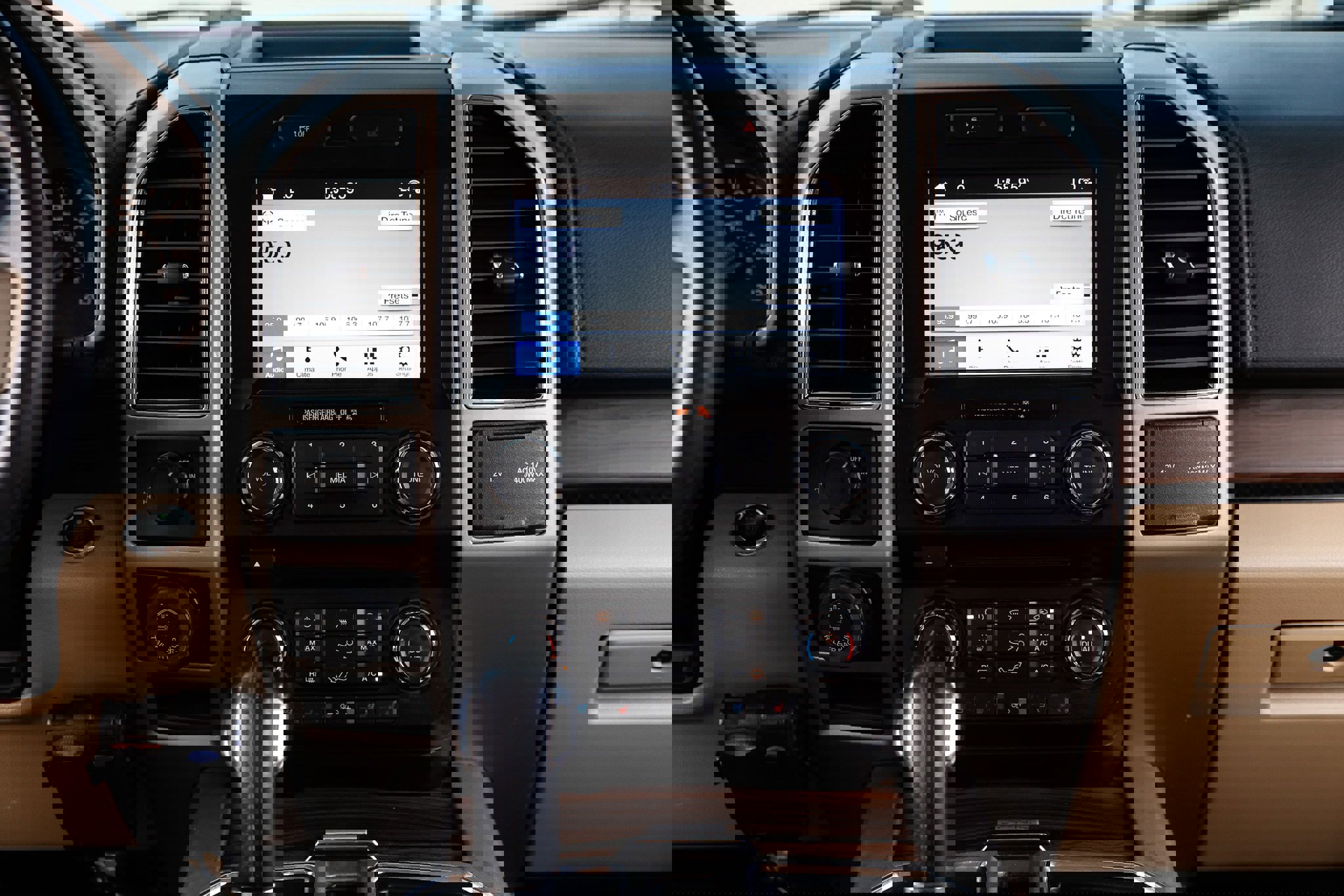 Used 2017 Ford F150 Lariat w/ Equipment Group 501A Mid image 42