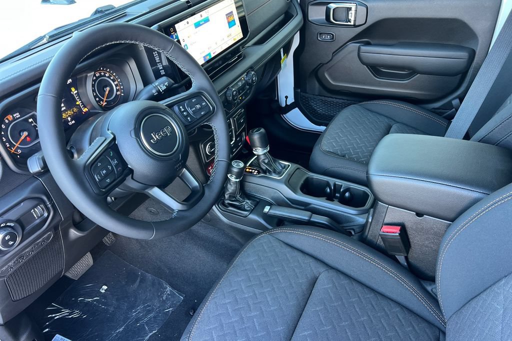 New 2026 Jeep Gladiator Mojave w/ Safety Group AWD/4WD image 10