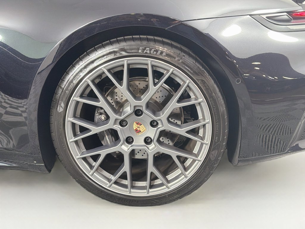 New 2026 Porsche 911 Carrera RWD image 32