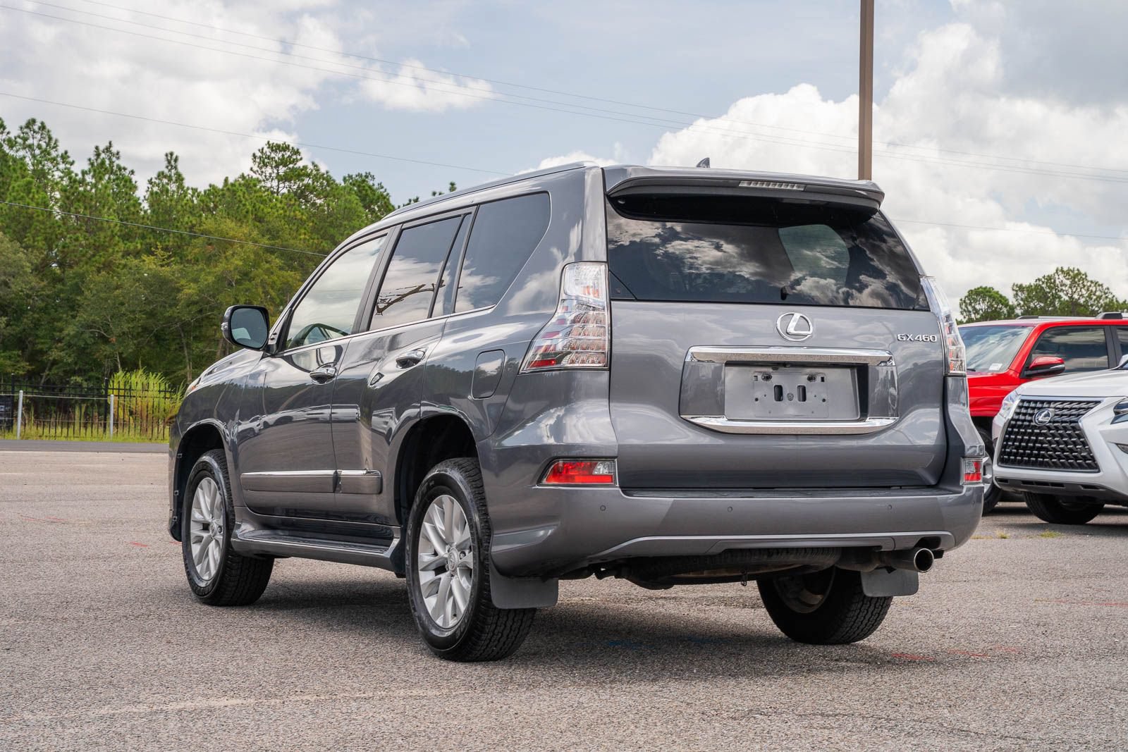 Used 2016 Lexus GX 460 w/ Premium Package AWD/4WD image 5