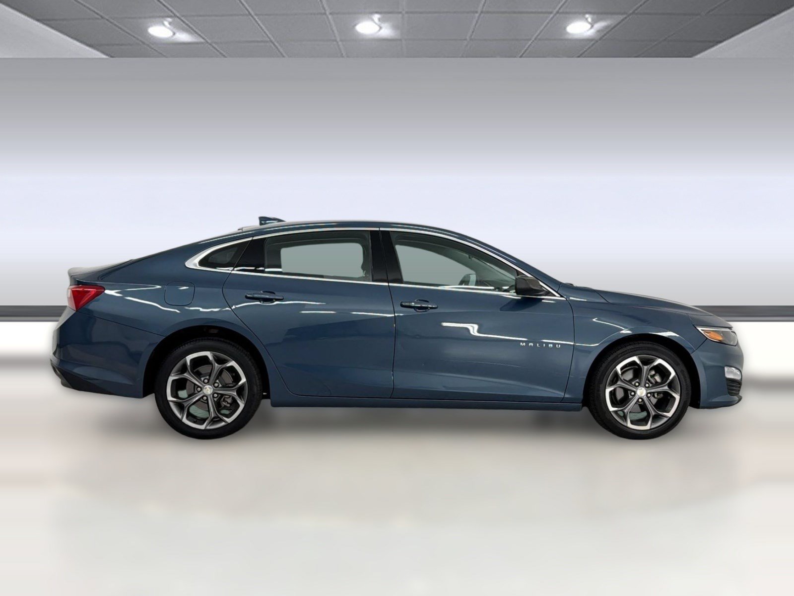 Used 2024 Chevrolet Malibu LT FWD image 8