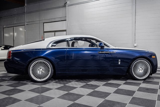 Used 2014 Rolls-Royce Wraith image 11