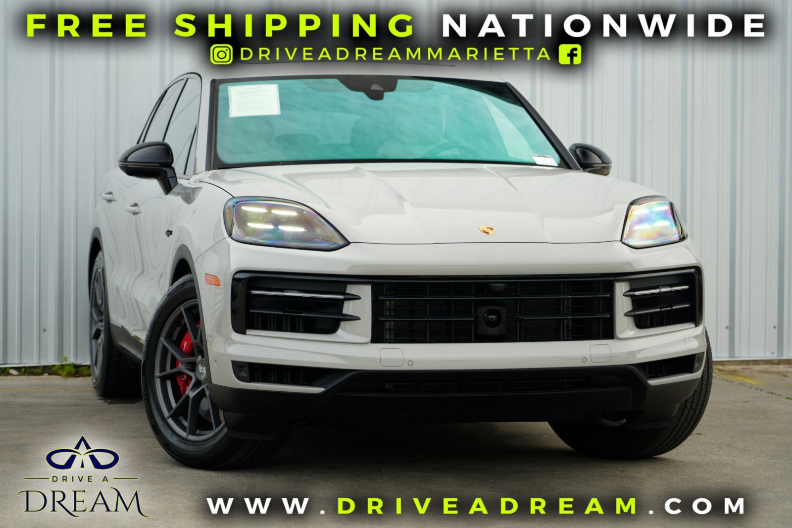 Used 2025 Porsche Cayenne S image 2