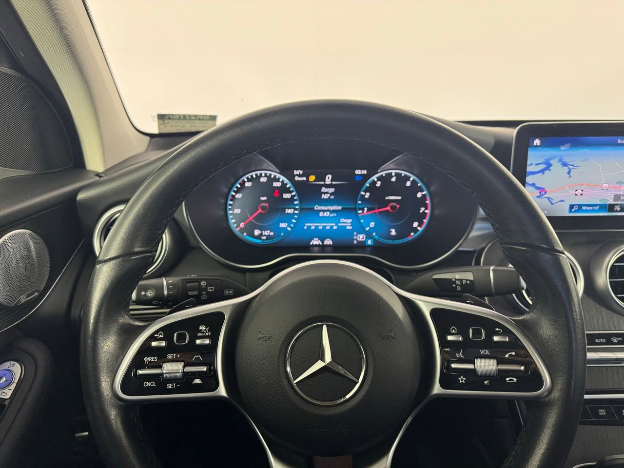 Used 2021 Mercedes-Benz GLC 300 4MATIC image 24