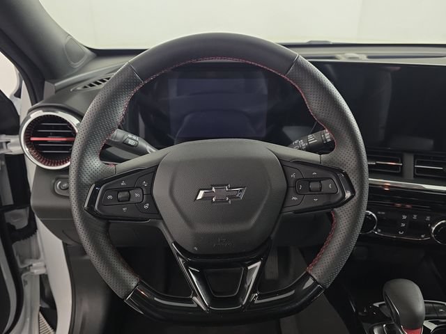 Certified 2026 Chevrolet Trax RS w/ Driver Confidence Package FWD image 12