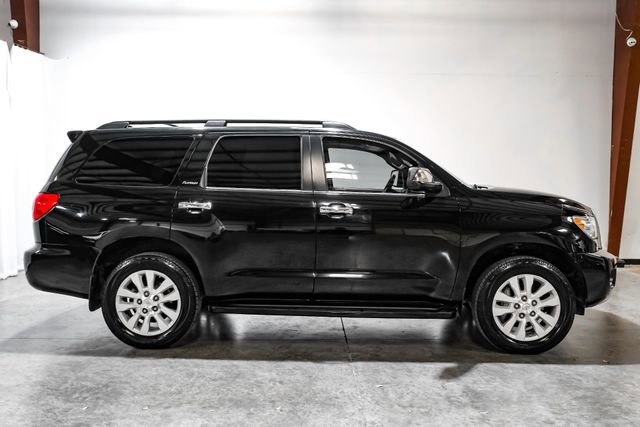 Used 2015 Toyota Sequoia Platinum image 10