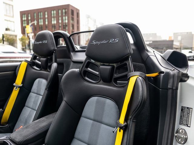 Certified 2025 Porsche 718 Boxster Spyder RS image 5