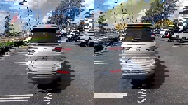 Used 2021 Jeep Grand Cherokee L Limited image 44