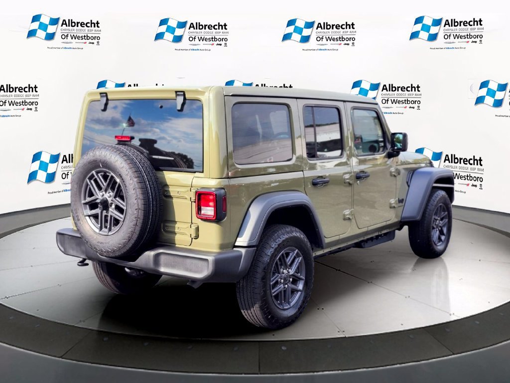 Used 2026 Jeep Wrangler Unlimited Sport AWD/4WD image 5