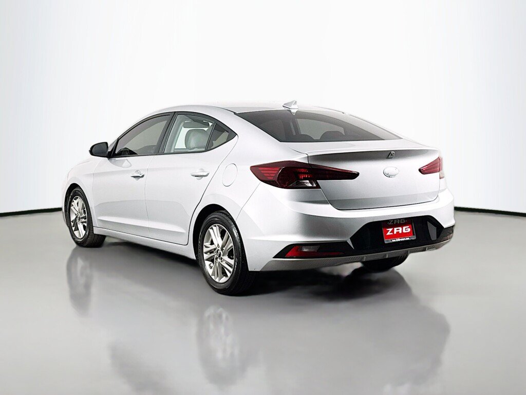 Used 2019 Hyundai Elantra SEL FWD image 3