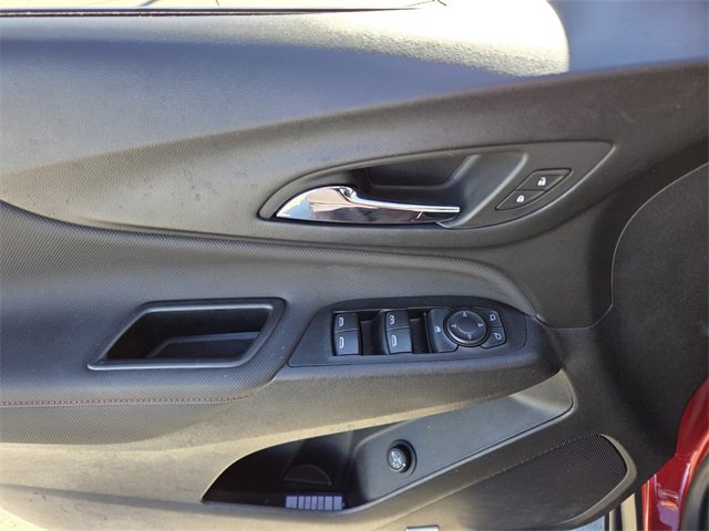 Used 2022 Chevrolet Equinox RS w/ RS Leather Package image 17