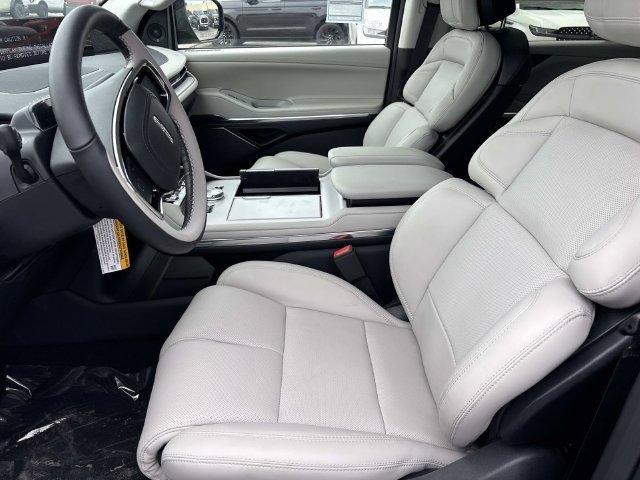 New 2026 Lincoln Navigator L Reserve w/ Jet Appearance Package AWD/4WD image 22