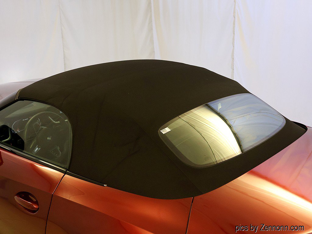 Used 2024 BMW Z4 M40i w/ Premium Package RWD image 11