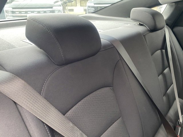 Used 2025 Chevrolet Malibu RS image 28