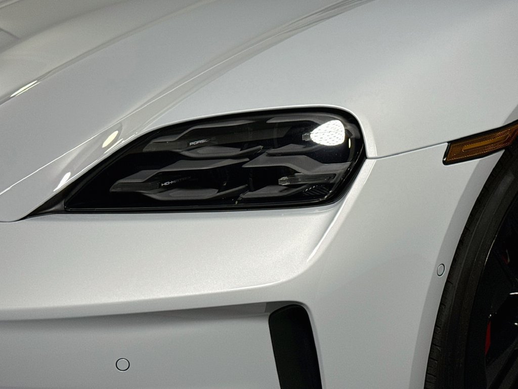 Certified 2026 Porsche Taycan 4S AWD/4WD image 27